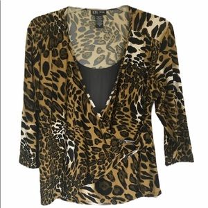 💥3/$15💥 Leopard Print Blouse